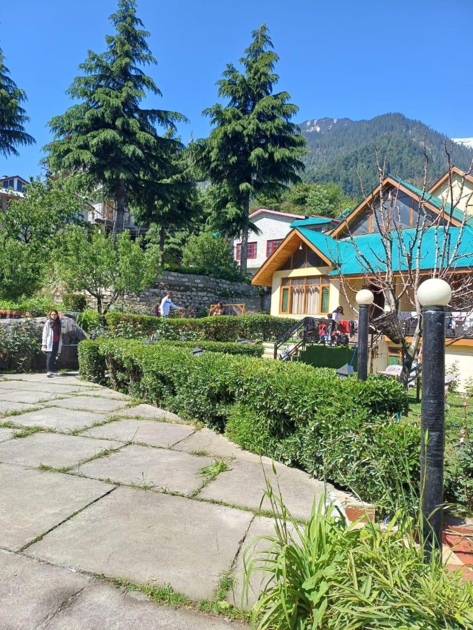 Rvd Hotels And Resorts Manali  Exterior photo